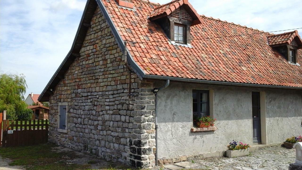 Le Colombier Villa Hardinghen Exteriör bild